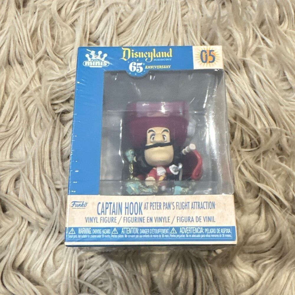 Funko Minis Captain Hook – Disneyland 65th Anniversary #05 (New & Sealed)
